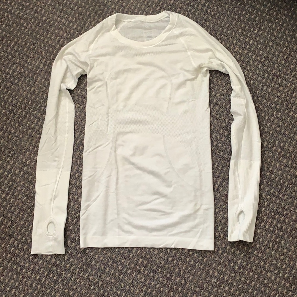 Lululemon swiftly tech long sleeve